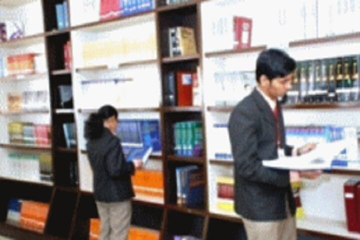 RG Sapkal Institute of Pharmacy campus in Nashik, Maharashtra, India — photo 6