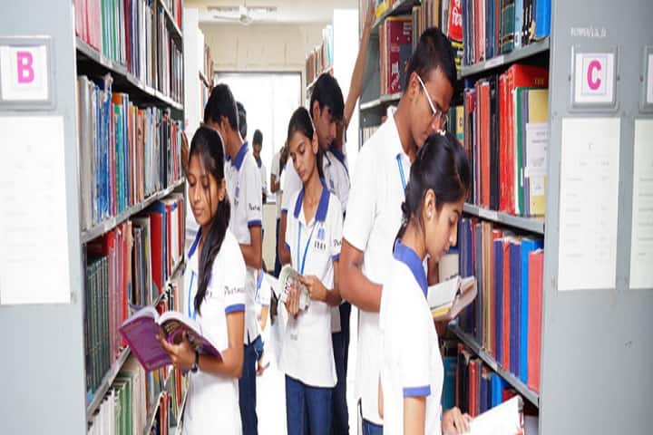 RC Patel Institute of Pharmacy campus in Shirpur, Maharashtra, India — photo 3