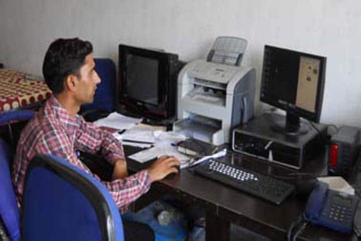 Chandra Pal Singh Degree College campus in Thakurdwara, Uttar Pradesh, India — photo 3