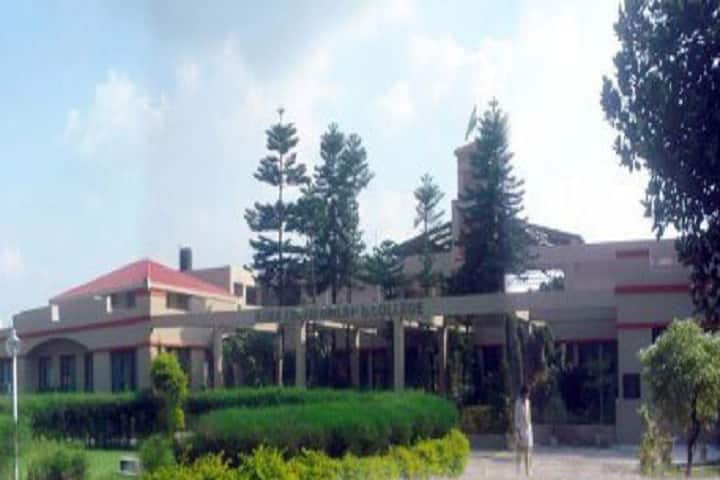Nayab Abbasi Girls Degree College campus in Amroha, Uttar Pradesh, India — photo 1