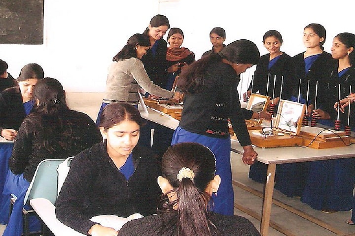Nayab Abbasi Girls Degree College campus in Amroha, Uttar Pradesh, India — photo 5