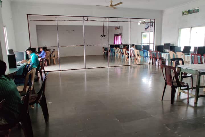Sri Venkateswara Degree College campus in Nandyal, Andhra Pradesh, India — photo 4