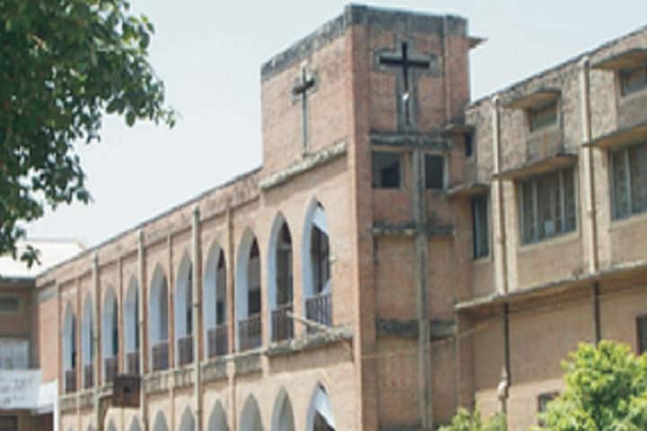 Christ Church College campus in Kanpur, Uttar Pradesh, India — photo 1