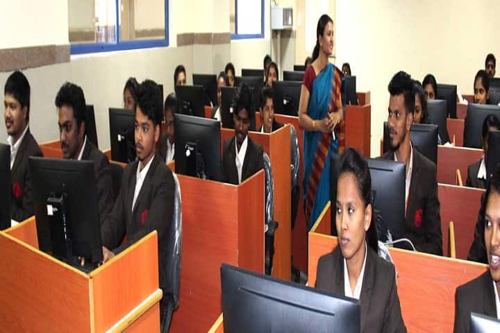 SET Degree College campus in Bangalore, Karnataka, India — photo 3