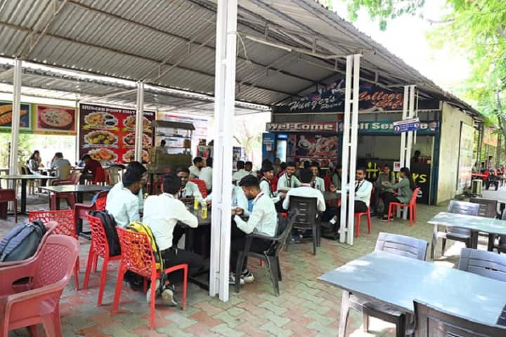 Sanjivani Rural Education Society's Sanjivani Arts Commerce and Science College campus in Kopargaon, Maharashtra, India — photo 3