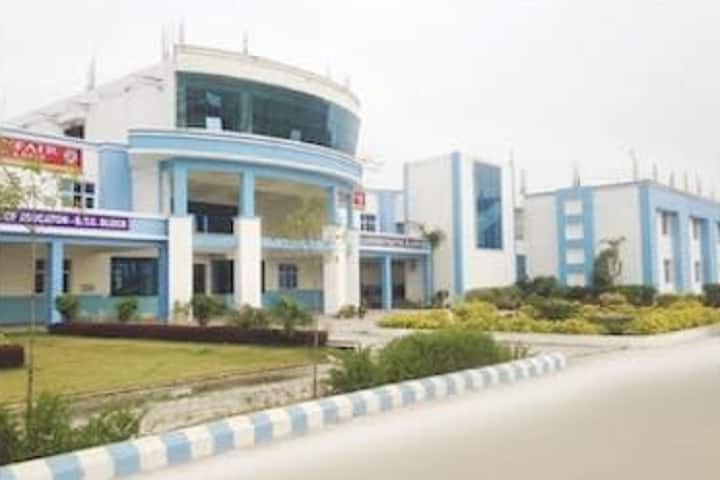 Mayfair College campus in Moradabad, Uttar Pradesh, India — photo 1