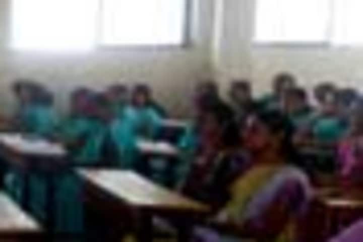 Shivajirao Deshmukh Shikshanshastra Mahavidyalaya campus in Shirala, Maharashtra, India — photo 2
