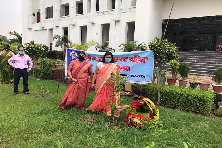 Sri Mahavir Prasad Mahila Mahavidyalaya campus in Lucknow, Uttar Pradesh, India — photo 5