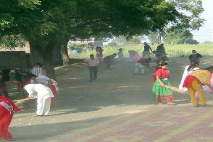 Late Abasaheb Kakade Arts College campus in Bodhegaon, Maharashtra, India — photo 1