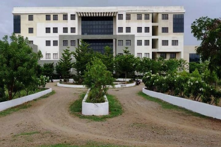 Vidya Pratishthan Commerce and Science College campus in Pune, Maharashtra, India — photo 1