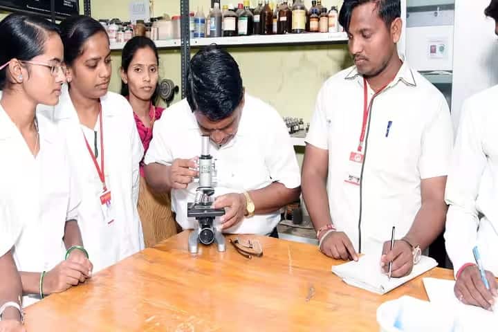 Jawahar Arts Science and Commerce College campus in Osmanabad, Maharashtra, India — photo 5