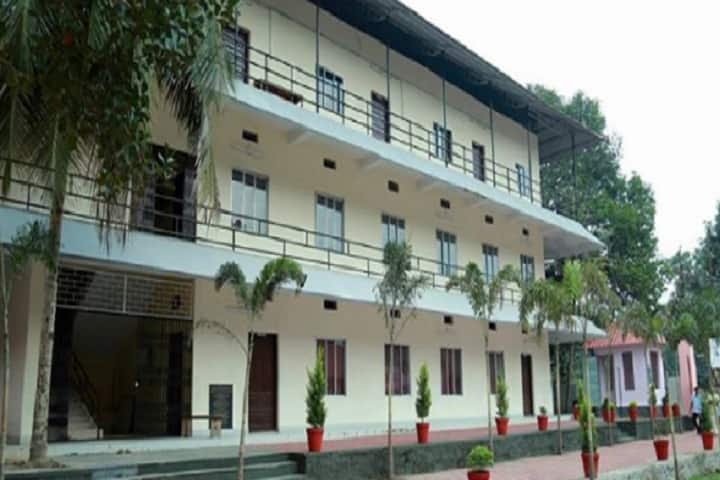 Sree Ayyappa College campus in Alappuzha, Kerala, India — photo 1