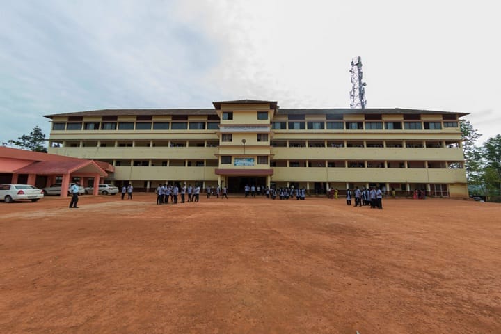Sri Durgaparameshwari Temple First Grade College campus in Kateel, Karnataka, India — photo 1