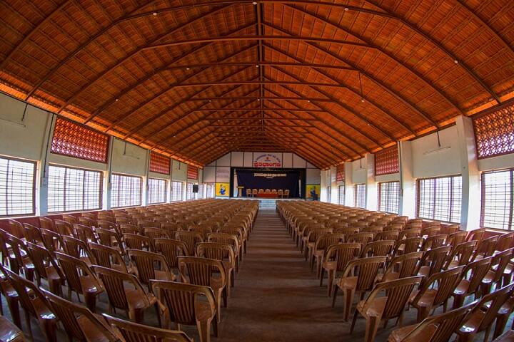 Sri Durgaparameshwari Temple First Grade College campus in Kateel, Karnataka, India — photo 3