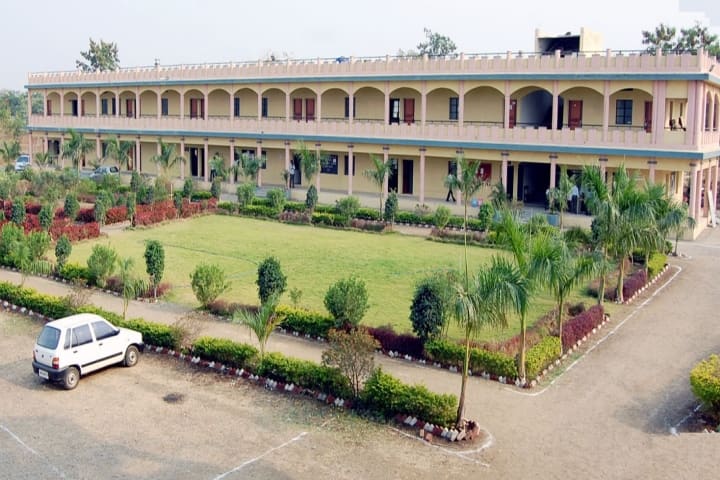 Shri Dr RG Rathod Arts and Science College campus in Akola, Maharashtra, India — photo 1