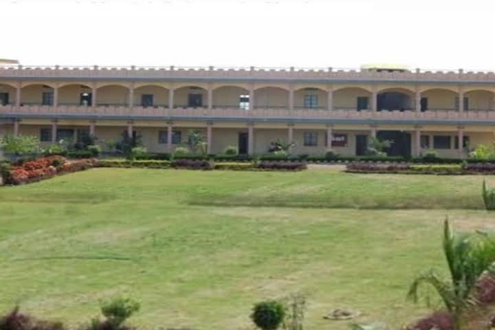 Shri Dr RG Rathod Arts and Science College campus in Akola, Maharashtra, India — photo 2