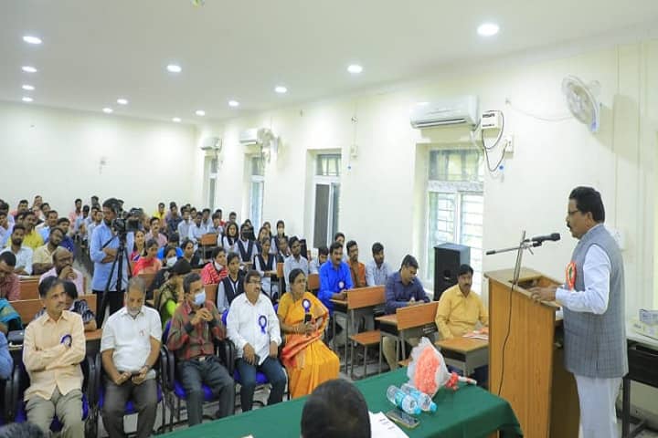 Sri Raja Rajeshwara Government Arts and Science College campus in Karimnagar, Telangana, India — photo 2