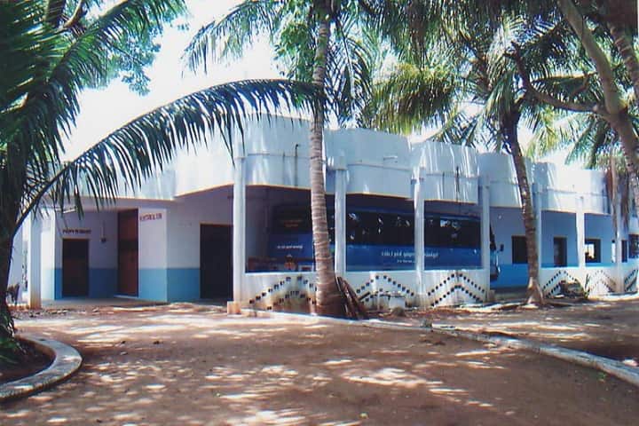 Chamber of Commerce Manali Ramakrishna Polytechnic College campus in Thanjavur, Tamil Nadu, India — photo 5