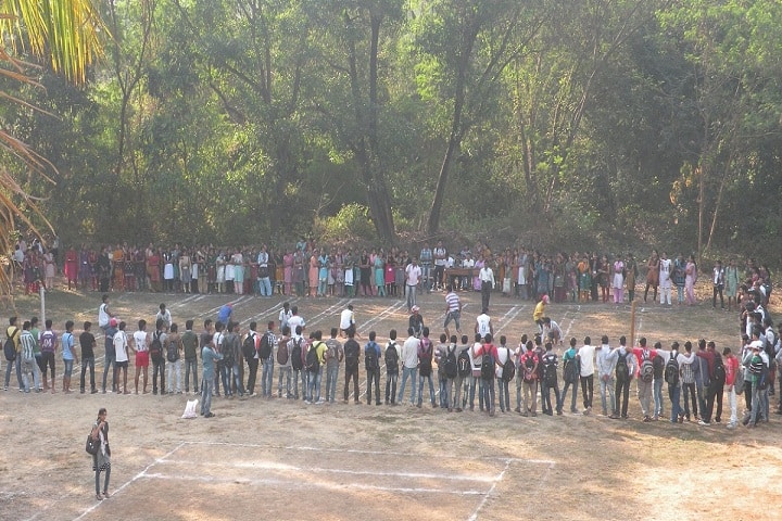 Dr Patangarao Kadam Arts and Commerce College campus in Pen, Maharashtra, India — photo 2