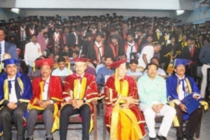 Government City College campus in Hyderabad, Telangana, India — photo 6