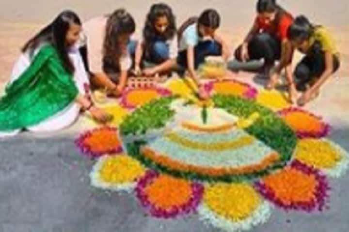 Atmanand Saraswati Science College campus in Surat, Gujarat, India — photo 5