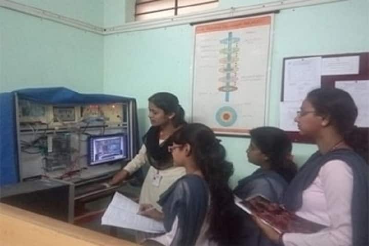 Shri Vithal Education and Research Institute's College of Engineering Polytechnic campus in Pandharpur, Maharashtra, India — photo 6