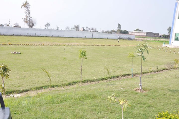Shri Guru Amardass College of Education campus in Kurukshetra, Haryana, India — photo 3