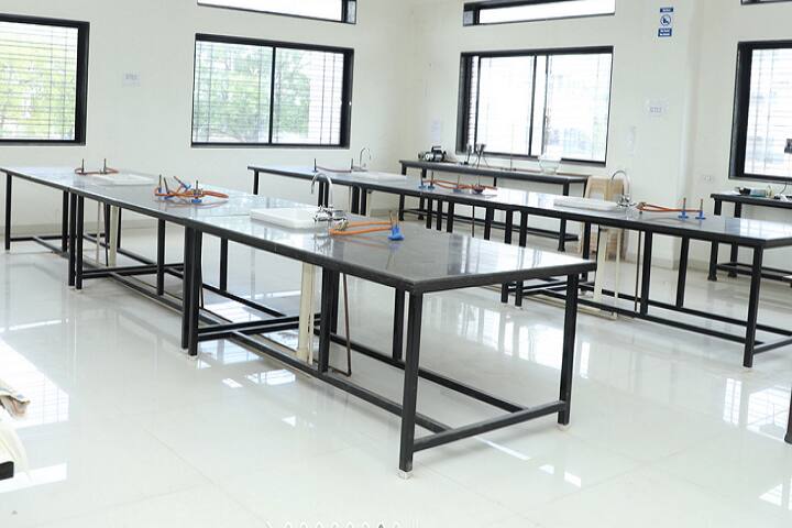 Late Bhagirathi Yashwantrao Pathrikar College of Pharmacy campus in Aurangabad, Maharashtra, India — photo 3