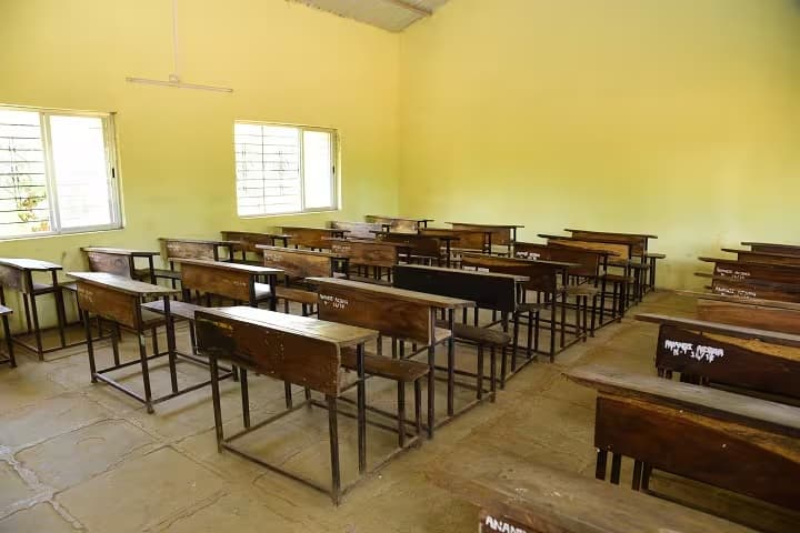 Padmashri Dr GG Jadhav Mahavidyalaya campus in Kolhapur, Maharashtra, India — photo 2