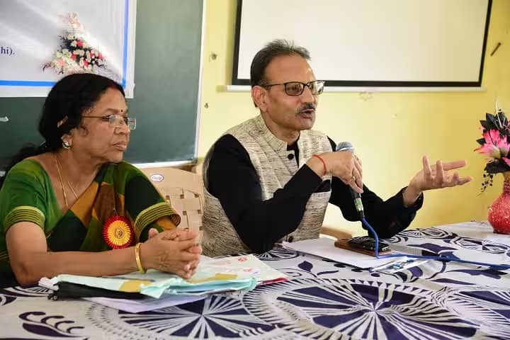 Padmashri Dr GG Jadhav Mahavidyalaya campus in Kolhapur, Maharashtra, India — photo 6