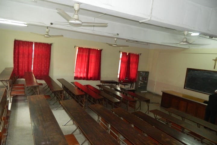 St Vincent College of Commerce campus in Pune, Maharashtra, India — photo 2