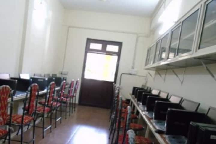 Sree Narayana College campus in Kollam, Kerala, India — photo 5