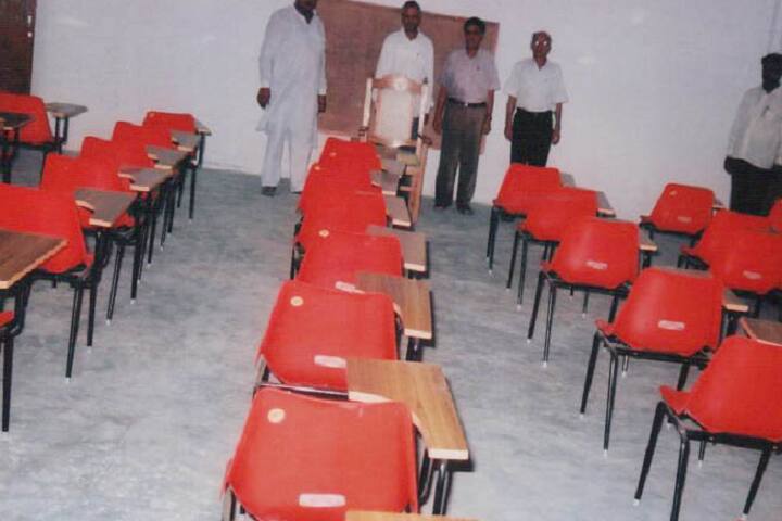 Smt Ramdulari Memorial Kanya Mahavidyalaya campus in Kanpur Dehat, Uttar Pradesh, India — photo 5