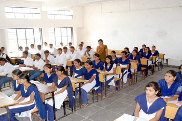 Shri Shivaji Shikshan Prasarak Mandal's Polytechnic campus in Solapur, Maharashtra, India — photo 2