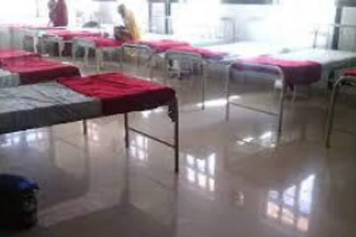 Gram Vikas Mandal's Krantiveer Navalbhau Arts College campus in Dhule, Maharashtra, India — photo 3