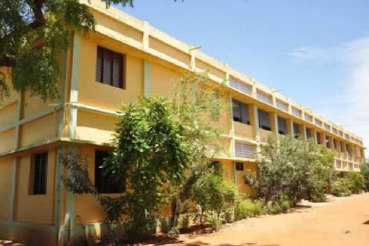 APC Mahalaxmi College for Women, Thoothukudi campus in Thoothukudi, Tamil Nadu, India