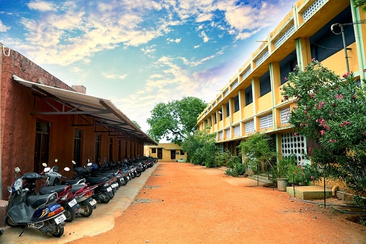 APC Mahalaxmi College for Women campus in Thoothukudi, Tamil Nadu, India — photo 3