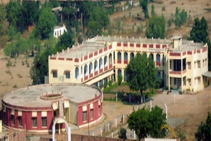 Shri Guru Harkishan Degree College campus in Jhansi, Uttar Pradesh, India — photo 1