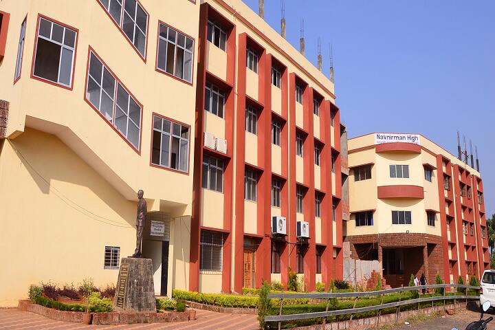 Navnirman College of Arts Commerce and Science campus in Ratnagiri, Maharashtra, India — photo 1