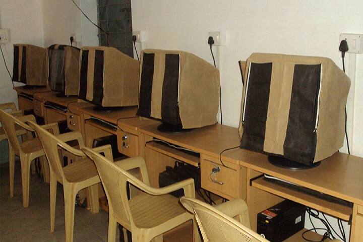 St Mary's College campus in Manarcadu, Kerala, India — photo 6