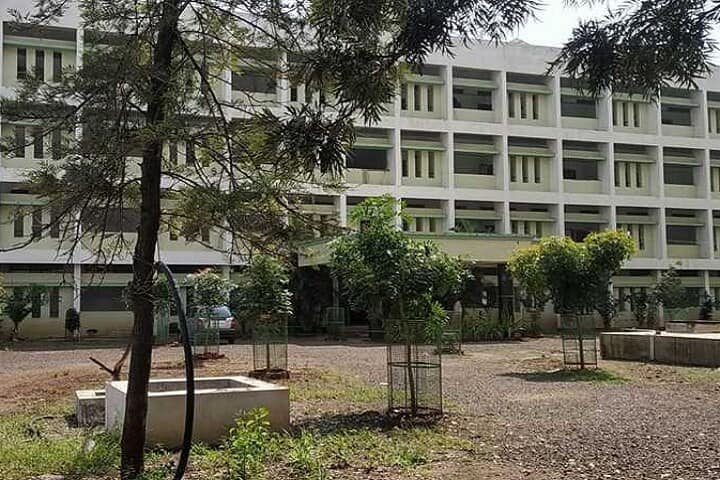 KK Wagh Arts campus in Chandori, Maharashtra, India — photo 2