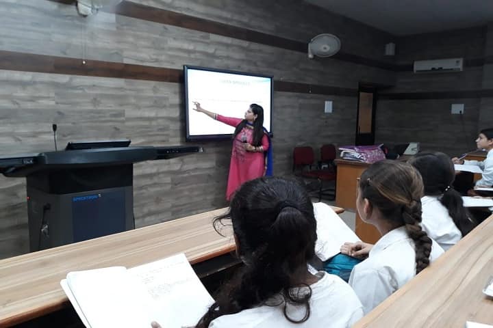 GCW Jammu campus in Jammu, Jammu and Kashmir, India — photo 4
