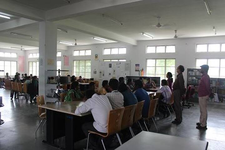 TS Narayanaswami College of Arts and Science campus in Chennai, Tamil Nadu, India — photo 3