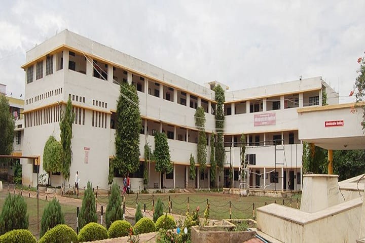 Smt Padambai Kapurchandji Kotecha Mahila Mahavidyalaya campus in Jalgaon, Maharashtra, India — photo 1