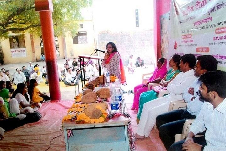 Late Laxmibai Deshmukh Mahila Mahavidyalaya campus in Beed, Maharashtra, India — photo 4