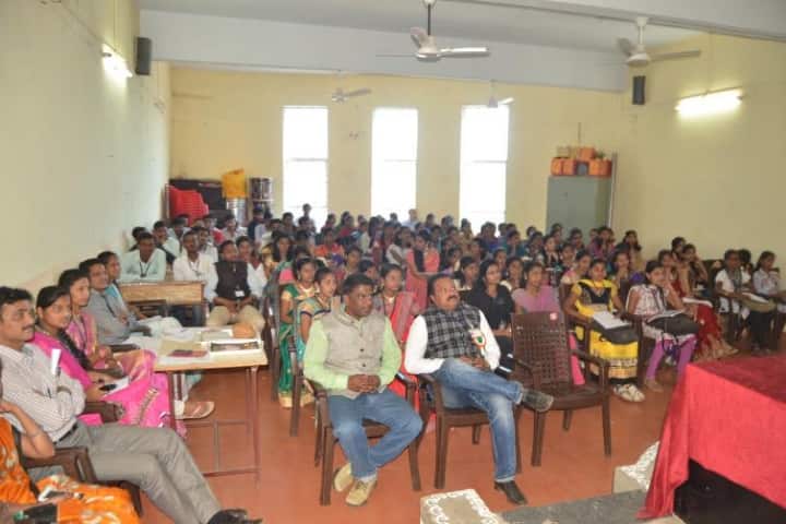 Deshbhakta Anandrao Balwantrao Naik Arts and Science College campus in Chikhali, Maharashtra, India — photo 2