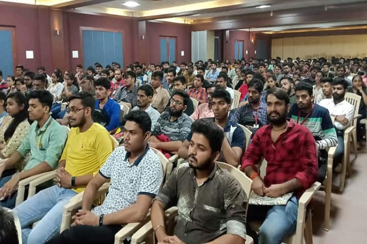 VIVA School of MCA campus in Virar, Maharashtra, India — photo 5