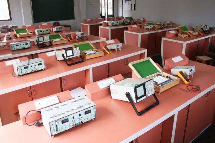 Pillai HOC Polytechnic campus in Rasayani, Maharashtra, India — photo 5