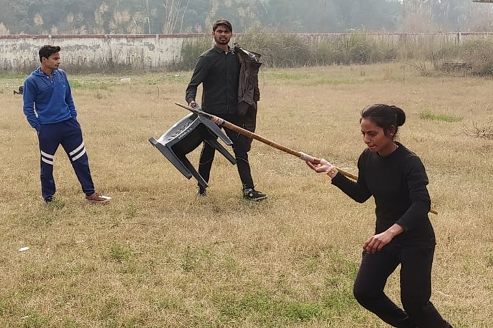 Mahamaya Rajkiya Mahavidhyalaya campus in Bijnor, Uttar Pradesh, India — photo 5