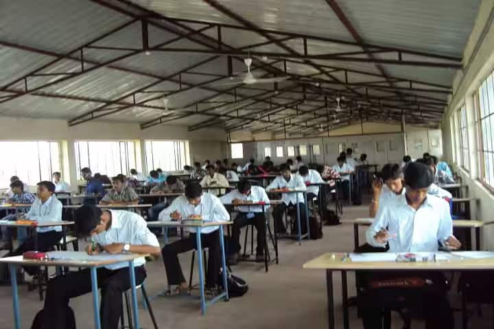 MD Jadhav Institute of Technology campus in Kolhapur, Maharashtra, India — photo 2